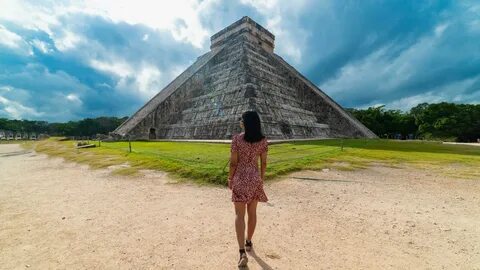 Get lost in the tantalizing beauty of Chichen Itza