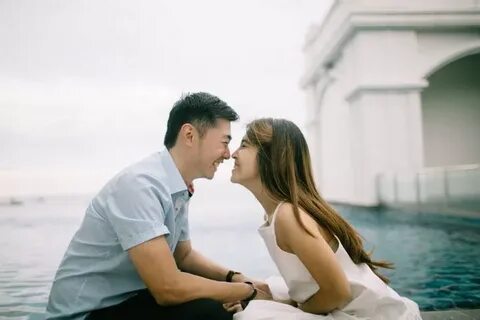 Streetstyle engagement session in Penang 04 Amelia Soo photo