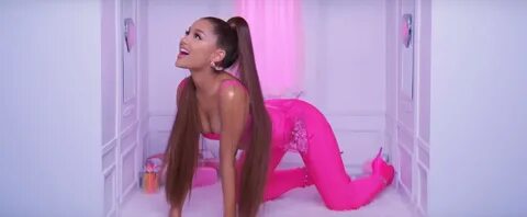 Ariana Grande's "7 rings" Headed For Top 10 At Pop Radio