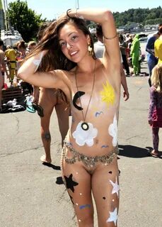Body Painted Nudist Girls 01 - SexyPic