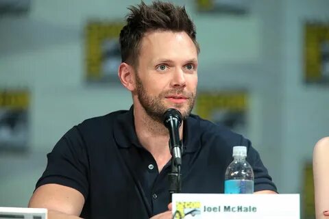 Book Review: Thanks for the Money by Joel McHale - Mondo Pap