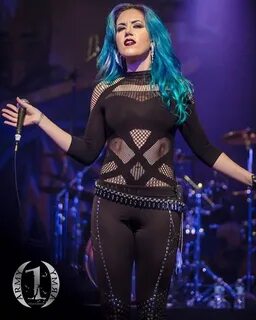 Alissa White Gluz. Metal bae. Alissa white, Heavy metal girl