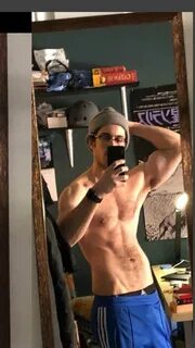 Believe it or not, the guy who sends shirtless pictures to s