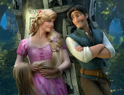 Rapunzel Gives Flynn "The Smolder" That's quite a look she. 