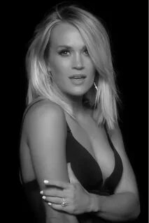 The Hottest Photos Of Carrie Underwood - 12thBlog
