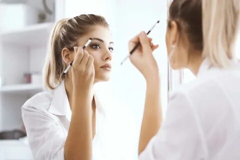 12 советов по макияжу, которые стоит усвоить к 40 годам OMJ