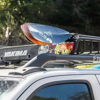 Yakima ® 8007070 - LoadWarrior ™ Roof Cargo Basket