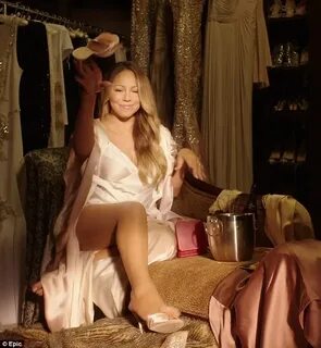 Mariah Carey slams the door on Nick Cannon 'lookalike' in In