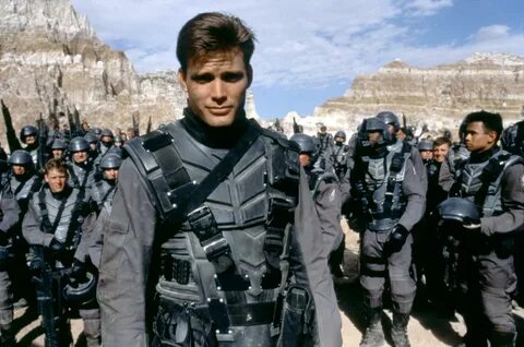 Hilarious, ultra-violent cult classic 'Starship Troopers' tu