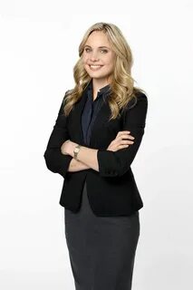 Hot TV Babe Of The Week.Leah Pipes 天 涯 小 筑