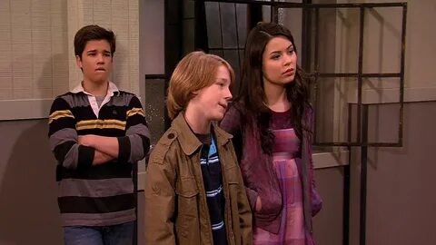 Watch iCarly Season 2 Episode 29: iQuit iCarly - Full show o