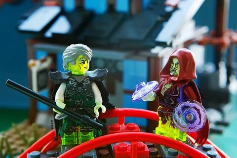 "Am I not the only one who could escape?" Garmadon and Clo. 