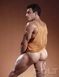 #AssWednesday - Manhunt Daily