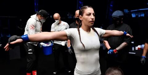 Liana Jojua vs. Miranda Maverick toegevoegd aan UFC 254 in A