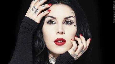 Celebrity tattoo artist Kat Von D announces she's closing he