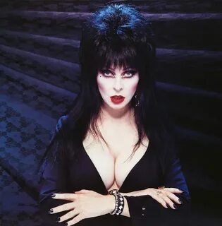 70+ Hot Photos of Cassandra Peterson - Elvira, Lady of Darkn