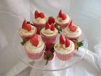Strawberry 'Cheesecake' Cupcakes - Summer Is Here! Tasty Kit