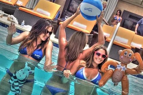 Free Bottle At Sapphire’s Pool & Dayclub During EDC Weekend 