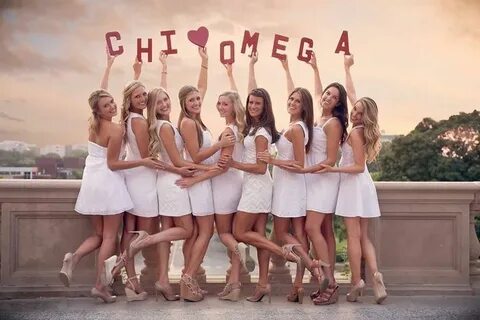 13 Cute Pictures to Take With Your Sorority Sisters Sorority