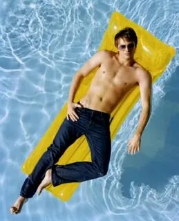 Jonathan Bennett from Mean Girls Jonathan bennett, Shirtless