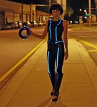 How to make your Tron costume glow with electroluminescent w
