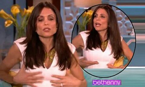 Does bethenny frankel have fake boobs