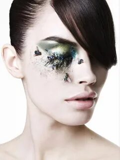 Avant-Garde Makeup Looks NO this isn't the latest avant gard