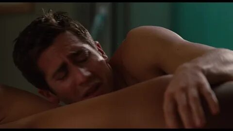 ausCAPS: Jake Gyllenhaal nude in Love & Other Drugs
