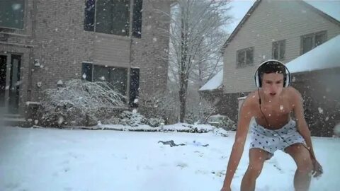 Buzzy555 - Dancing In The SNOW NAKED?!?! - YouTube