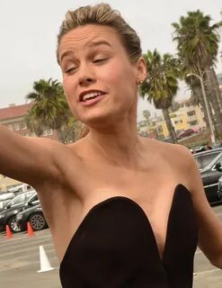 Brie Larson Armpits - 15 Pics xHamster