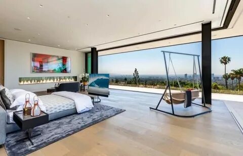 Jaw-dropping dream home overlooking the Los Angeles skyline 
