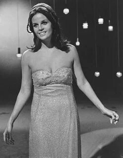 O Rato Cinéfilo: PORTFOLIO - CLAUDINE LONGET