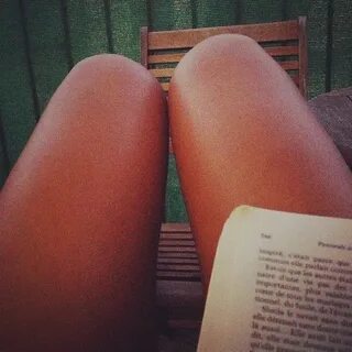 Hot Dog Legs! So funny! Hot dogs or legs, Dog leg, Legs tumb