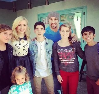 Peyton List / Karan Brar / Cameron Boyce Disney, Fãs, Disney