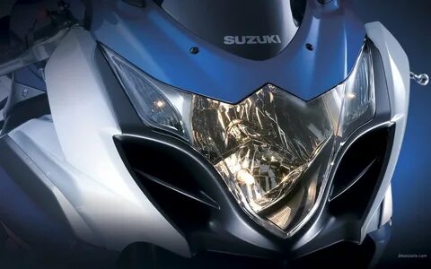 Оптика мотоцикла Suzuki gsr-r Обои на рабочий стол