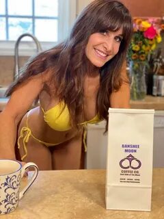 Banshee Moon Onlyfans Bikini Coffee Nude Set Leaked Thotslif