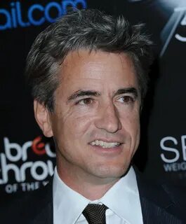 People - dermot mulroney