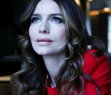 SaffronBurrows Fan (@saffron_burrows) Twitter (@sapphosverse) — Twitter