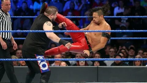 WWE SmackDown results, recap: Shinsuke Nakamura looks strong