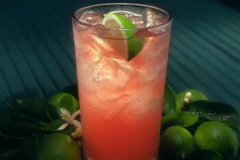 Head to Miami for a Fruitier "Iced Tea" Recipe Tea cocktail 