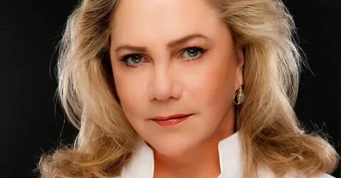 Kathleen Turner to Star in New Off Broadway Play - The New Y