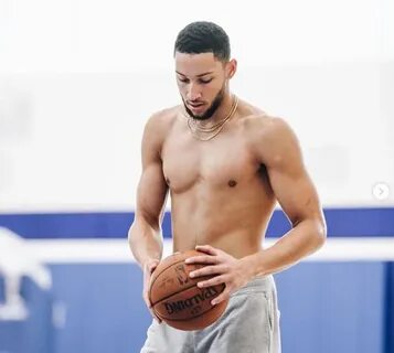 Simmons 社 媒 分 享 訓 練 照.細 節 很 重 要 - 黑 特 籃 球-NBA 新 聞 影 音 圖 片 分 