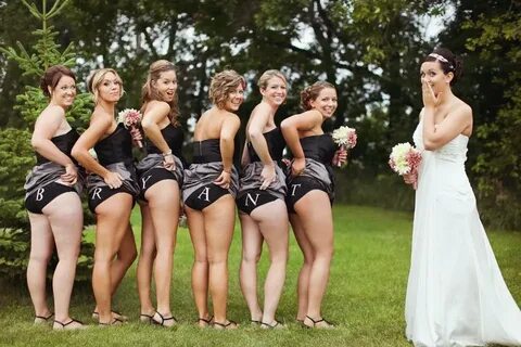Bold & Beautiful Bridemaids nude ass pictures