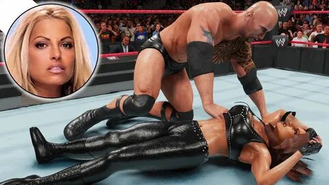 WWE - The Rock vs Trish Stratus - WWE Intergender Matches - 