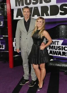 Kristen Bell attended the Country Music Awards with Dax Shep