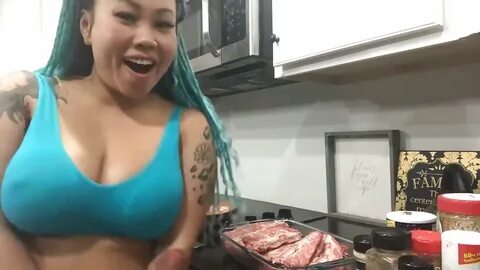 Lovely mimi BIG HORNY TITS IN KITCHEN !!! - 3 Pics xHamster