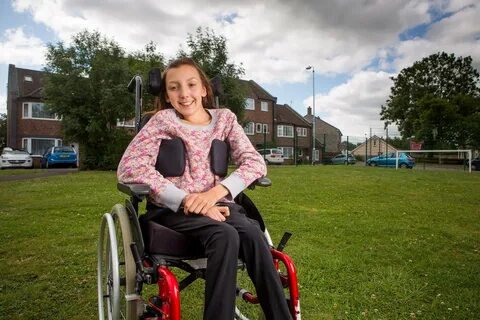 Brave teen heroically proves that people in wheelchairs are 