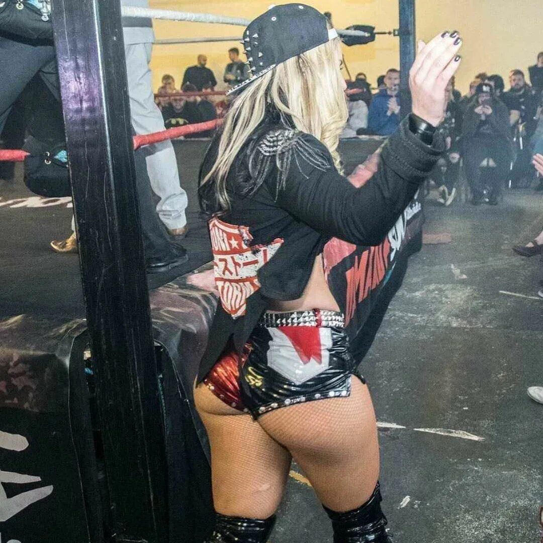 Toni Storm cyber wrestling (@tonis_storm) • Фото в Instagram.