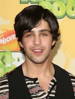 Josh Peck arrives at Nickelodeon's 2009 Kids Choice Awards -