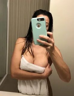 Hot Girls With Towels - Barnorama